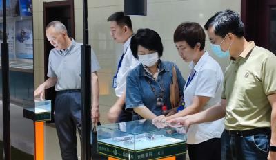 新民教育集团安徽岳阳机电技师学院辅导莅临我司参观调查