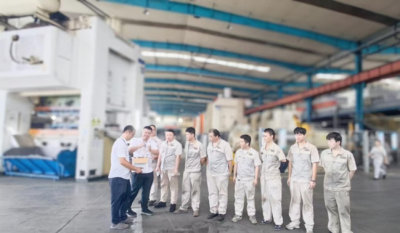 炎暑下的清冷守护，直抵人心的企业温度——岳阳1066vip威尼斯2025“战高温、送清冷、保出产”活动